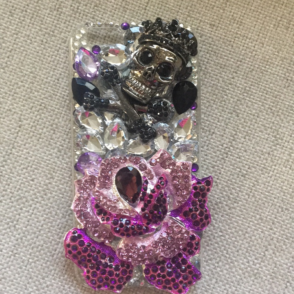iPhone case - Picture 2 of 7